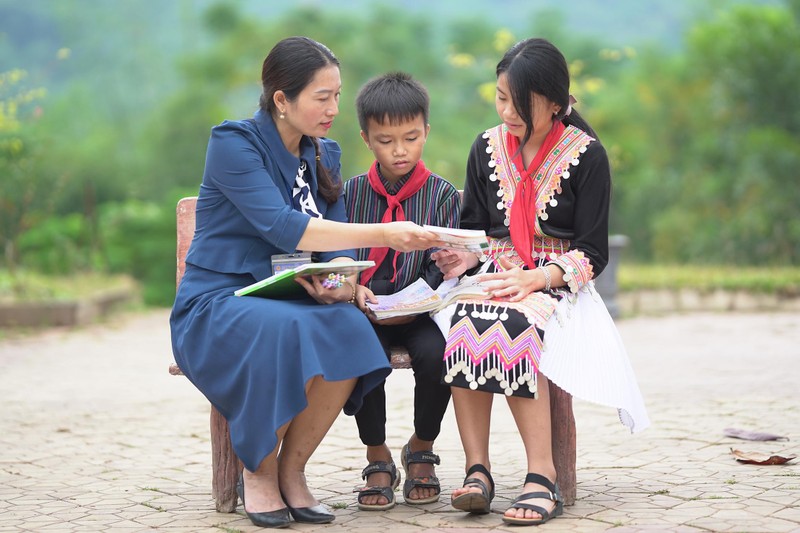 Bao la, thơm thảo tấm lòng người thầy