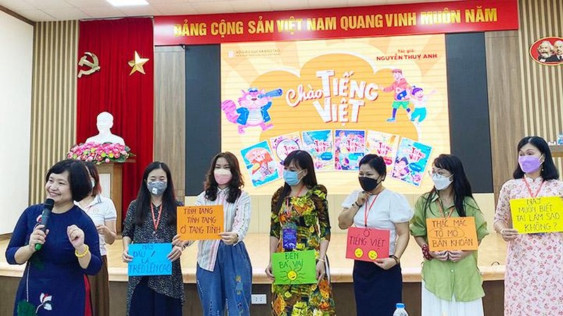 Làm sao để học đi đôi với “nhớ quê hương”?