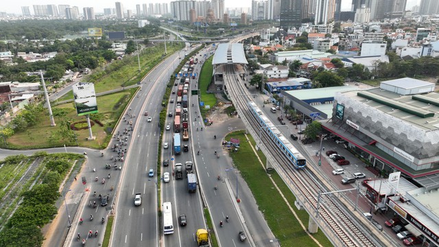 Đấu giá đất làm TOD: Tiền ở đất hay tiền ở dân?