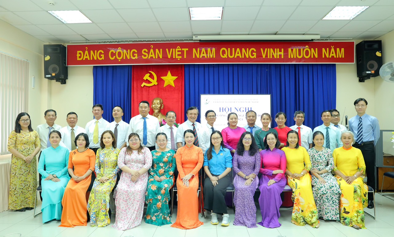 Hội nghị cán bộ, công chức, người lao động Ủy ban về người Việt Nam ở nước ngoài TP.HCM năm 2024