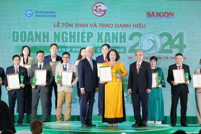 Tôn vinh 98 Doanh nghiệp xanh TPHCM