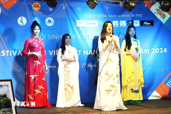 Festival sinh viên “Tôn vinh tiếng Việt, văn hóa Việt” tại Italy